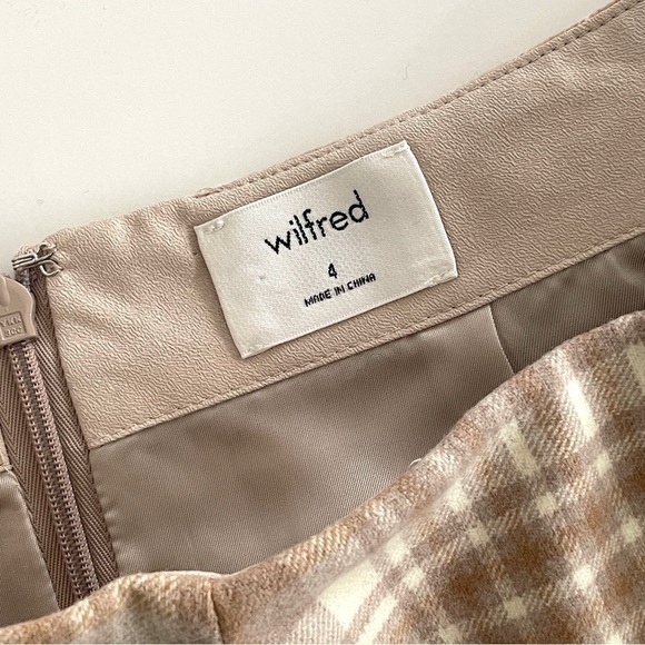 Aritzia Wilfred Wrap-Front Plaid Skirt - Picture 8 of 9